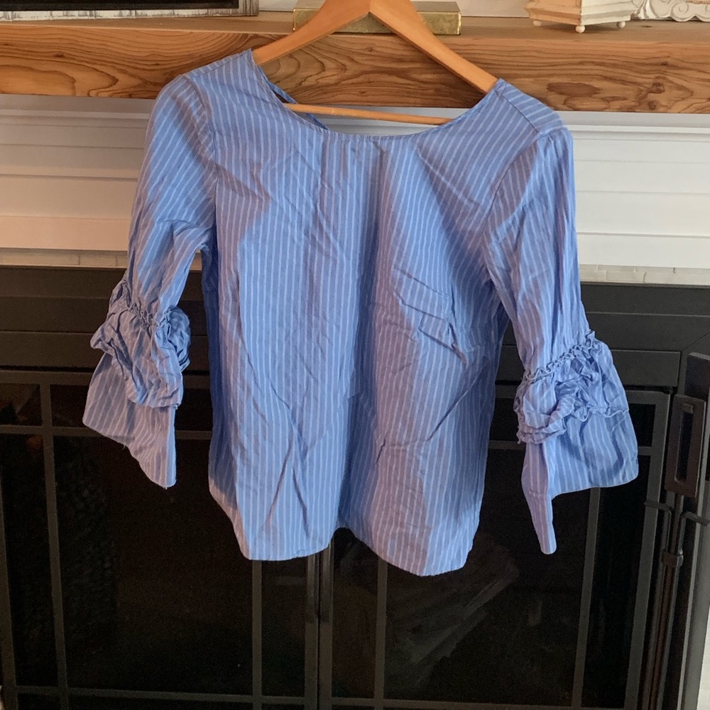 Beautiful blue top